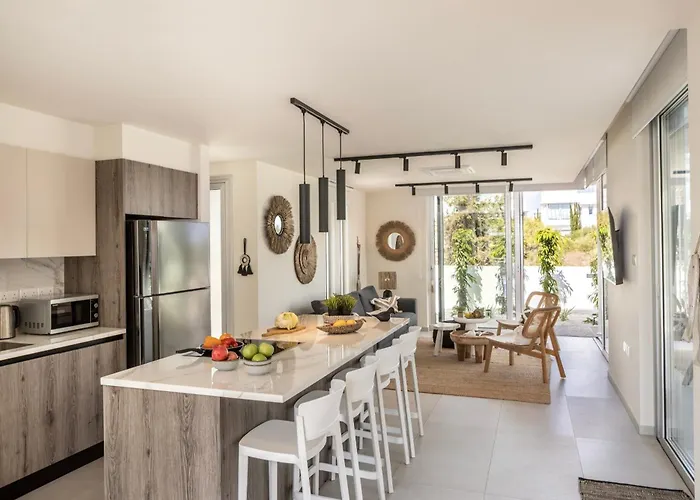 Leomi Seaview * プロタラス