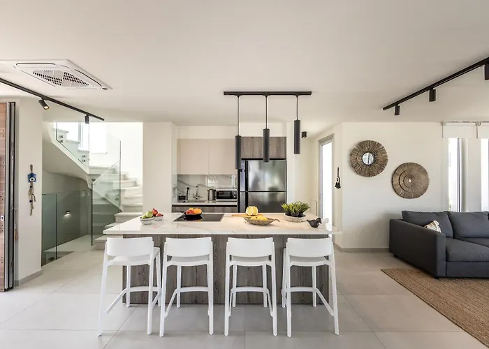 Leomi Seaview * プロタラス