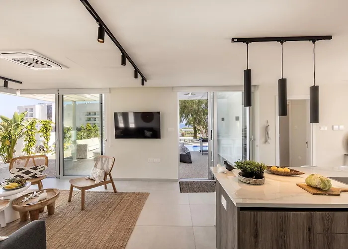 Leomi Seaview プロタラス