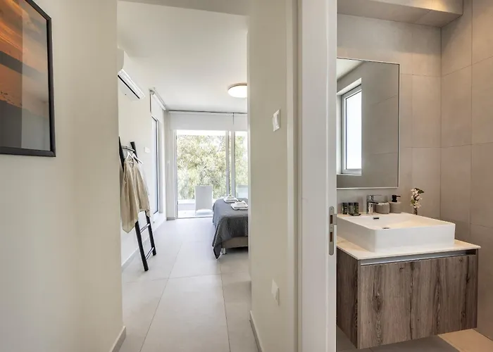 Leomi Seaview プロタラス