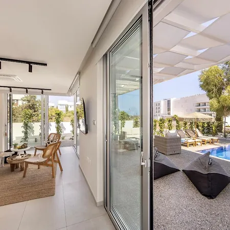 Leomi Seaview Protaras