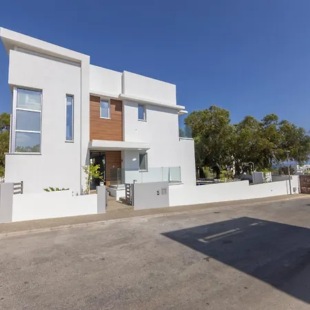 Leomi Seaview Protaras